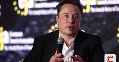 Elon Musk dự đoán AI sẽ thay thế lập trình viên, nghề code có thể 'chết' vào 2026