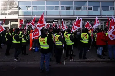 Đức đối mặt làn sóng đình công toàn quốc do tranh cãi tăng lương công chức