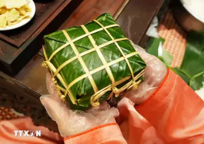 Huế: Tết Hoàng Cung lan tỏa hương sắc Tết cổ truyền