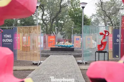 Khai mạc triển lãm nghệ thuật 'Giao' tại 69 Đinh Tiên Hoàng, Hà Nội