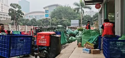 Logistics quá tải cục bộ, hàng nghìn kiện hàng ùn ứ trước Tết