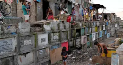 Nghĩa trang Bắc Manila: Nơi người sống và người chết cùng chia sẻ một mái nhà