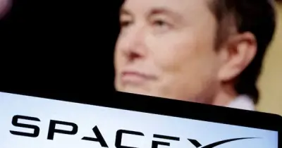 SpaceX chuyển trọng tâm xây 'thành phố tự phát triển' trên mặt trăng trước sao Hỏa