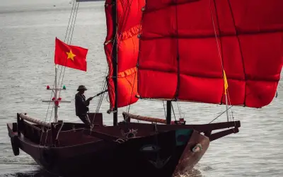 Thuyền Buồm Ba Vách Cổ Tái Xuất Trên Vịnh Hạ Long, Hứa Hẹn Trải Nghiệm Văn Hóa Mới