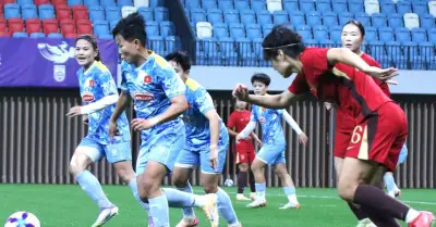 Tuyển Nữ Việt Nam Thua Trung Quốc 0-2: HLV Mai Đức Chung Rút Kinh Nghiệm Quý