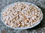 5 Thực Phẩm Vàng Hỗ Trợ Giấc Ngủ Sâu: Từ Hạt Óc Chó Đến Yến Mạch