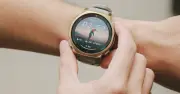 Amazfit T-Rex 3 Pro 44mm: Từ đồng hồ đi rừng thành phụ kiện đeo hàng ngày