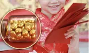 Bé gái 10 tuổi Trung Quốc tích trữ 8 chỉ vàng từ tiền lì xì sau ba năm