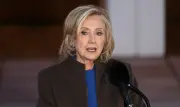 Bà Hillary Clinton phủ nhận liên quan Epstein, yêu cầu ông Trump ra điều trần