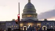 Bế tắc tại Quốc hội Mỹ kéo dài, thời điểm mở cửa chính phủ chưa rõ