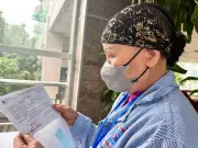 Bệnh nhân ung thư: Chữ ký bác sĩ là 'tấm vé' đoàn viên về Tết