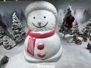 Bảo Tàng Sôcôla Khổng Lồ: Thế Giới Nghệ Thuật Ngọt Ngào Giữa Lòng Thành Phố Băng Giá