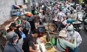 Cửa hàng TP HCM nướng 3.500 cá lóc phục vụ ngày vía Thần Tài