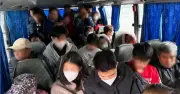 Cục CSGT nhận 50 tin nhắn tố giác, phạt gần 2,3 tỷ đồng xe khách chở quá tải