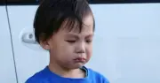 Dọn Nhà Không Chỉ Là Lau Chùi: 3 Yếu Tố Vô Hình Ảnh Hưởng Đến Sự Trưởng Thành Của Trẻ