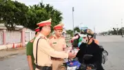 Công An Cần Thơ Tổ Chức Điểm Dừng Chân Nghĩa Tình Trên Quốc Lộ 1