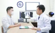 Cảnh báo: Triệu chứng ho kéo dài trên 3 tuần có thể là dấu hiệu lao phổi, ung thư phổi
