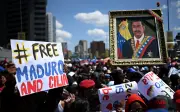 Cựu Tổng thống Venezuela Maduro tố cáo Mỹ can thiệp quyền bào chữa
