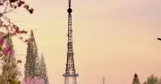 Đà Lạt - 'Tiểu Paris' Việt Nam: Du khách bất ngờ với tháp viễn thông giống Eiffel
