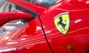 Ferrari Thưởng Lớn Gần 18.000 USD Cho Nhân Viên Nhờ Lợi Nhuận Kỷ Lục Năm 2025