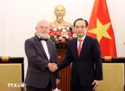 Bộ trưởng Ngoại giao Lê Hoài Trung tiếp Đại sứ Cộng hòa Séc tại Hà Nội