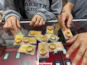 Giá vàng nhẫn tăng nhẹ trước Vía Thần tài, vàng SJC đứng im