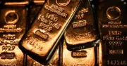Giá vàng thế giới lao dốc mạnh, mất hơn 159 USD sau báo cáo việc làm Mỹ