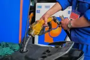 Giá Xăng Dầu Đồng Loạt Tăng Từ 15h Ngày 12/2, RON95 Vượt 19.000 Đồng/Lít
