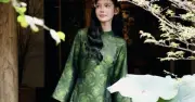 Áo dài xanh lá: Lựa chọn tinh tế cho vẻ đẹp thanh lịch ngày Tết