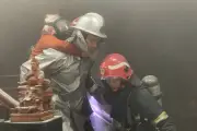 Hà Nội: Cứu thành công hai người mắc kẹt trong đám cháy nhà, không có thiệt hại về người