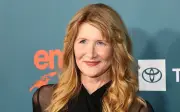 Hành trình thời trang thảm đỏ của Laura Dern: Từ Blue Velvet đến Hollywood đương đại