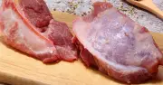 Khám Phá Các Phần Thịt Lợn Quý Giá: Từ Thịt Má Đào Đến Xương Lưỡi Liềm