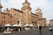 Khám Phá Ferrara: Thành Phố Phục Hưng Đẹp Mê Hồn Tại Italy