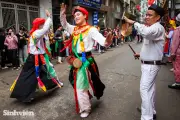 Lễ hội Triều Khúc rộn ràng với điệu múa 'Con đĩ đánh bồng' độc đáo