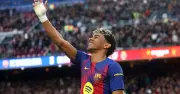 Lamine Yamal tỏa sáng với hat-trick, giúp Barca giữ vững ngôi đầu La Liga