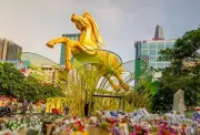 Đường Hoa Nguyễn Huệ Tết 2026: Linh Vật Ngựa Và Công Nghệ Mapping Thu Hút Du Khách