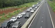 Phát 23.000 tờ rơi tuyên truyền an toàn giao thông trên cao tốc toàn quốc