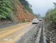 Quảng Trị: Sạt lở trên đường Hồ Chí Minh nhánh Tây, đoạn qua xã Kim Ngân