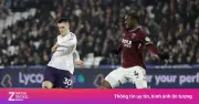 Šeško ghi bàn phút chót, MU thoát thua khó tin trước West Ham