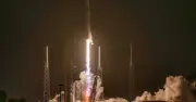 SpaceX phóng thành công tên lửa Falcon 9 đưa phi hành đoàn quốc tế lên ISS