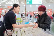 Hội chợ Mùa Xuân ghi nhận doanh số khủng từ các gian hàng Tết