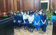 TAND TP.HCM xét xử nhóm giả danh nhân viên ngân hàng chiếm đoạt hơn 24 tỷ đồng