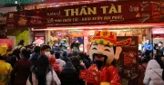 Thị trường vàng Tết Bính Ngọ 2026: Phân hóa chiến lược và cuộc đua mở cửa sớm