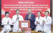 Tổng Bí thư Tô Lâm thăm, chúc mừng ngành y tế nhân 71 năm Ngày Thầy thuốc Việt Nam