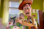 Toy Story 5 hé lộ trailer: Woody hói đầu, Buzz tái hợp và 'kẻ thù' iPad độc ác