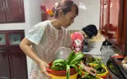 Tết Của Phụ Nữ: Mùa Tăng Ca Không Lương Và Gánh Nặng Vô Hình