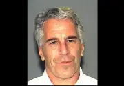 Vụ bê bối Epstein: Anh điều tra cáo buộc Epstein buôn bán phụ nữ qua các sân bay