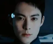 Vương Hạc Đệ cúi chào 90 độ gây xúc động, Trương Nghệ Mưu khen ngợi và bộ phim Tinh Hà Nhập Mộng