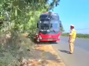 Xe khách chở quá 16 người bị phạt 120 triệu đồng tại Quảng Ngãi