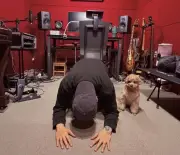 Yoon Do Hyun gửi lời chúc Tết, chia sẻ tình hình sức khỏe và hoãn concert